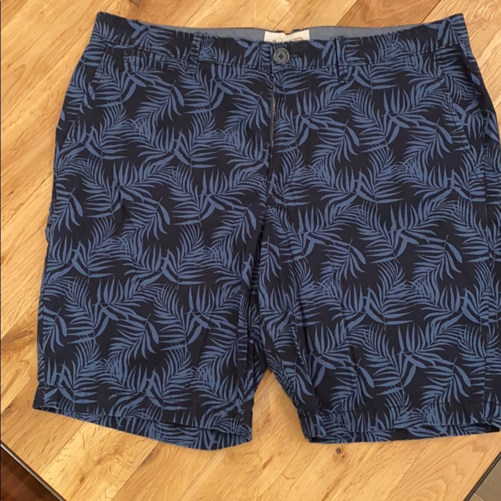 Original Penguin Blue Palm Shorts - Fun Pattern View 4
